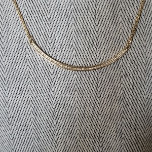 Chloe + Isabel Jewelry - Chloe +Isabel Minimalist Collar Necklace Chloe + Isabel Jewelry - Chloe +Isabel Minimalist Collar Necklace